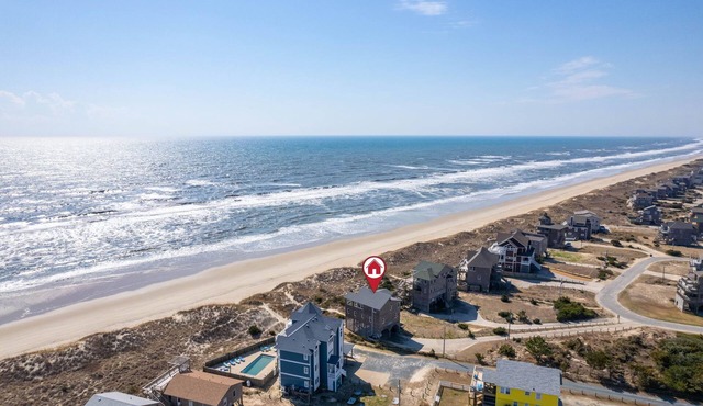 Oceanfront charm, heated pool, hot tub, dog friendly, 4 bed 3.5 bath