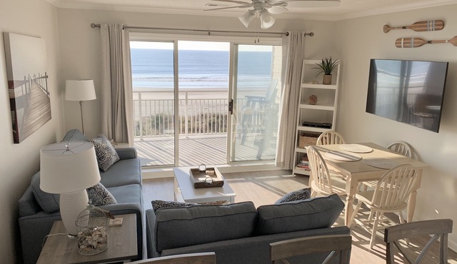 Oceanfront condo 2BR direct beach access + pool