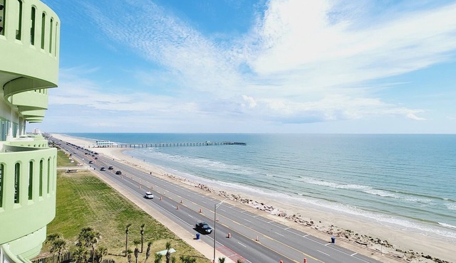 Oceanfront Condo-180 Gulf Views