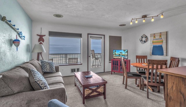 Oceanfront Condo Amazing Views, Charming Nautical Theme, Covered Deck