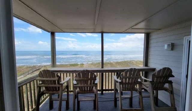 Oceanfront Condo - OBX - Early Bird Catches the Worm
