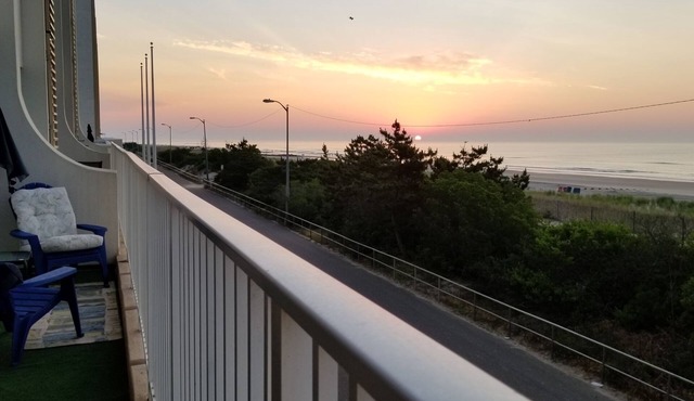 Oceanfront Condo - A Perfect Getaway!