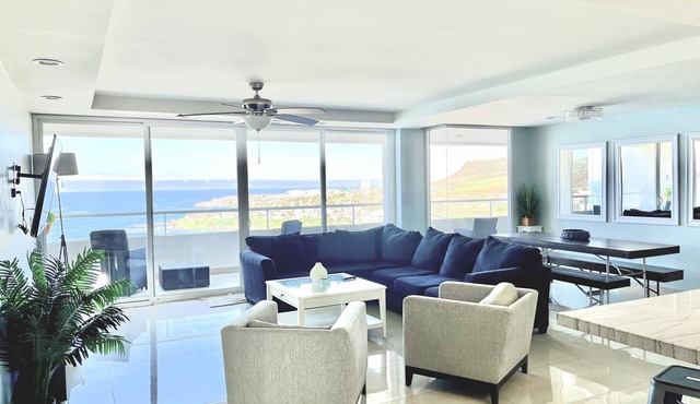 Oceanfront Condo w/Pool & Steps to Sandy Beach & Mins to Downtown