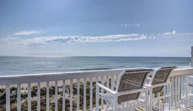 Oceanfront Condo with Fantastic Views