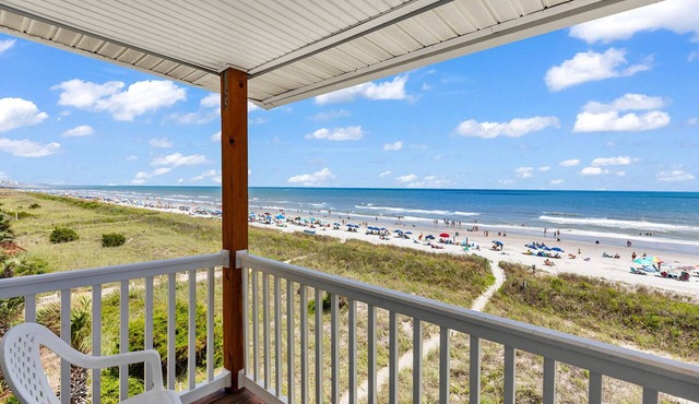 Oceanfront Corner Unit with Pool & Direct Beach Access