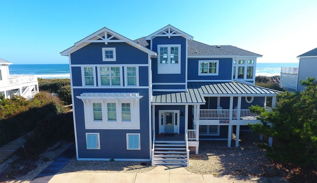 OCEANFRONT Corolla-11 BDRMs-8 Mstrs-Pool,Theater,Elevator, BEAUTIFUL!