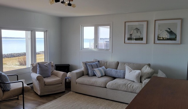 Oceanfront cottage with private beach access near Shediac, New Brunswick