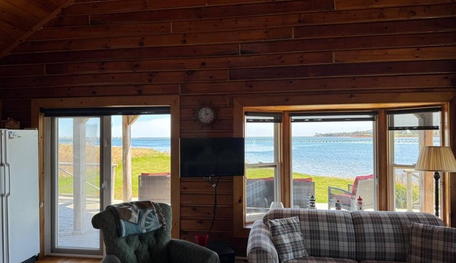 Oceanfront Cottage | Pet-Friendly | Direct Beach Access | North Rustico Bay!