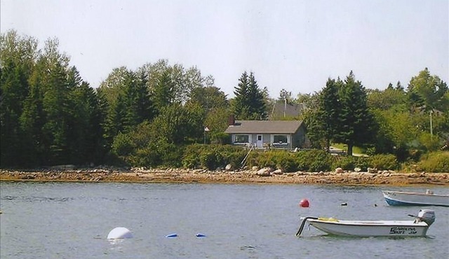 Oceanfront Cottage W/Views of Acadia Natl. Park/Walk to Town
