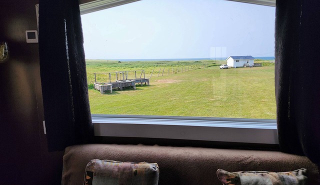 Oceanfront Cottage with Fireplace & AC in Charming Kensington, PEI