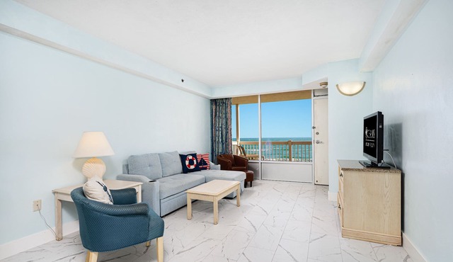 Oceanfront-DB Resort Condo-1BR/1BA #304
