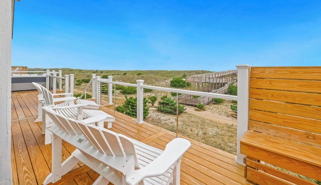 Oceanfront Dog Friendly Home w/Saltwater Pool, Elevator, Hot Tub, Cmty Perks