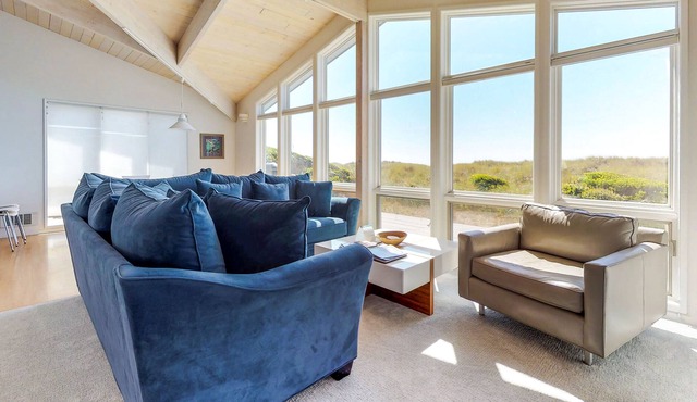 Oceanfront, Dog-Friendly Home just Steps from the Beach w/Free WiFi & Fireplace