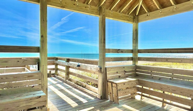 OCEANFRONT DUNESCAPE VIEW Kitchen Pool Private Beach