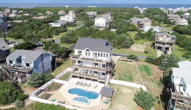Oceanfront, Elevator, Private Pool, Pool Table, Hot Tub