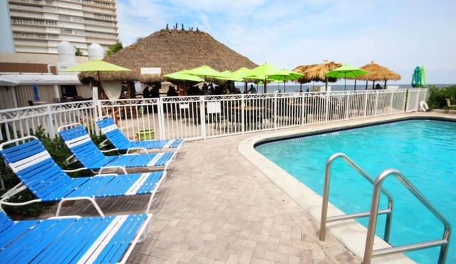 Oceanfront Escape w/Heated Pool, Spa & Near Las Olas
