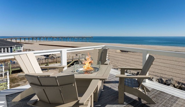 Oceanfront Escape with Fire Pit & Hot Tub