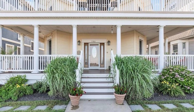 Oceanfront Escape | 3BR/2BA w/Views & Parking