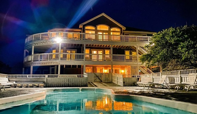 Oceanfront Estate | 14BR | Private Pool & Hot Tub | Sleeps 30