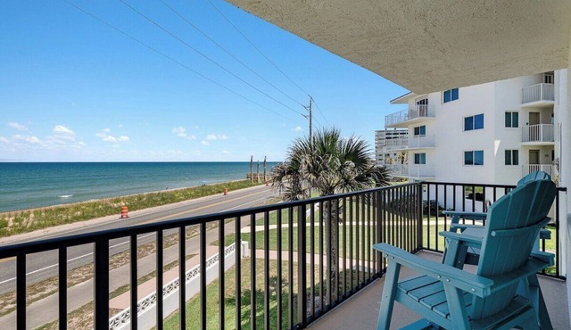 Oceanfront Flagler Beach Condo | Wraparound Balcony & Pool