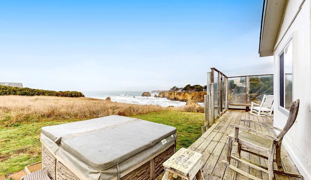 Oceanfront Getaway - Beach Access & Dog-Friendly