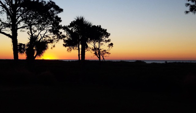 OCEANFRONT Ground Floor Gem; Pristinely clean; Constantly updated; Steps to Sand