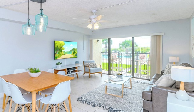 Oceanfront - Ground Floor - Steps to the Beach - Next to Cocoa Beach Pier