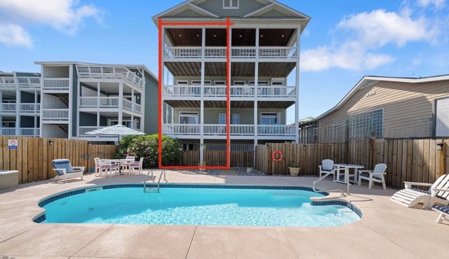 OCEANFRONT, Heated Pool, Elevator, Linens Provided, Clean, Safe, Near Boardwalk