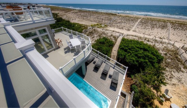 Oceanfront Home Complete With Every Amenity ~ Tesla Charger