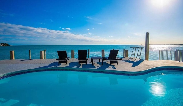 Oceanfront Home - Marathon - 4BR, 3.5 Baths, Pool, Dock, Parking, Amazing Views