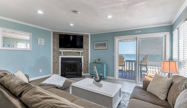 Oceanfront Home at Chic’s Beach Amazing Views