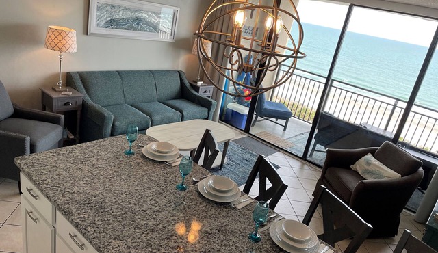 OCEANFRONT-King Bed-Comfortable-Home-Kitchen-Beach-Million Dollar View-WiFi