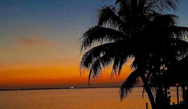 oceanfront large newer dream house with fabulous sunset views