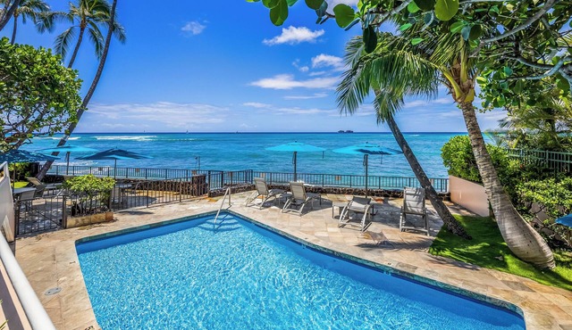 Oceanfront Living on the Gold Coast!