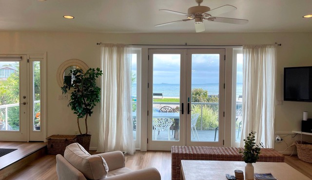 Oceanfront Luxury Near Boston 4 Ensuite Bedrooms Walk to Beach & Dining