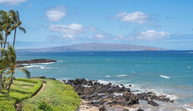 Oceanfront Makena Surf G202 - Professionally Managed