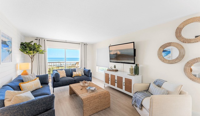 Oceanfront Oasis w/2 Balconies & Steps to Downtown!