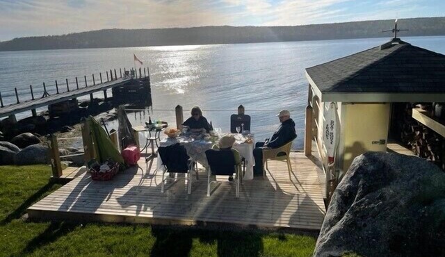 Oceanfront, One Bedroom, 700 sq. ft. , Sand Castle Suite, Prospect, Nova Scotia.