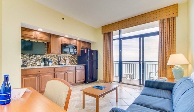 Oceanfront Penthouse Condo + Free Attraction Tickets!
