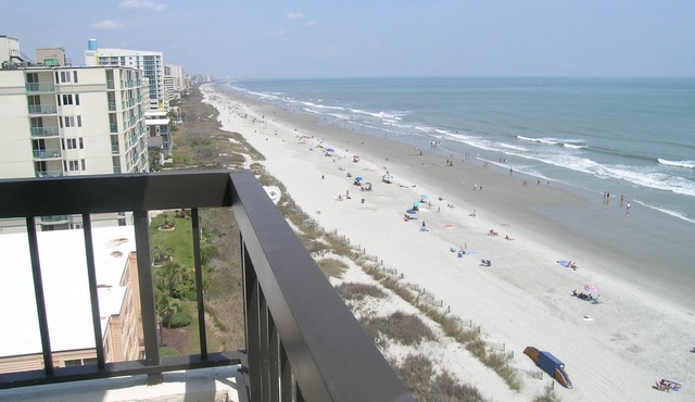 Oceanfront Penthouse - Crescent Towers I 901
