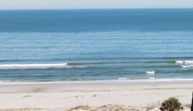 Oceanfront Penthouse Views,Elegant Natural Finishes,WiFi, 5 TV's, 4Bed, 3Bath