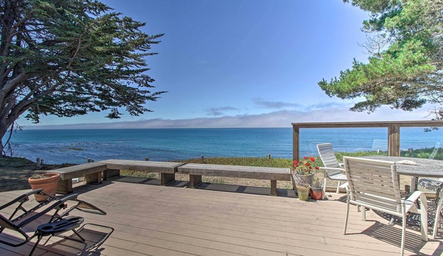 Oceanfront Point Arena House w/Lovely Deck!