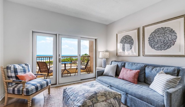 Oceanfront, Poolside efficiency