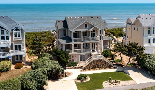 OCEANFRONT, Priv Pool, Priv beach access, Rec Rm, PI255, Dolphina