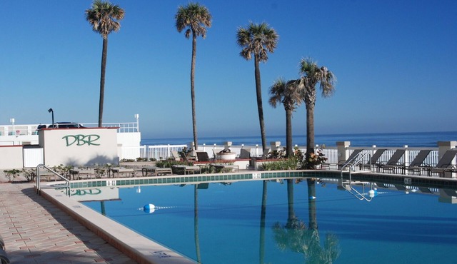 Oceanfront Private Balcony Overlooks Heated Pool
