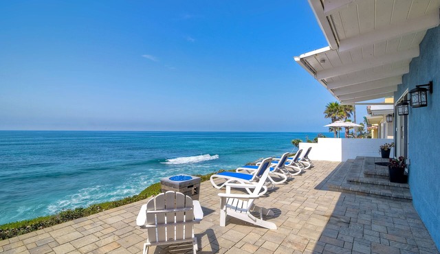 Oceanfront | Private Beach Access | BBQ | Sonos