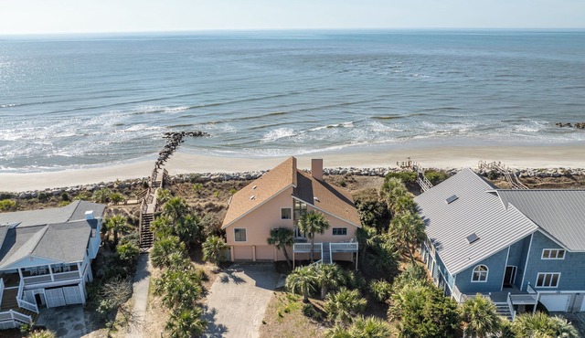 Oceanfront! Quiet & Relaxing on South end of Tarpon, with magnificent sunsets!