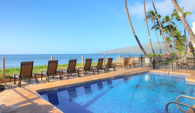 OCEANFRONT RESORT- It's Whale Season -Kihei Sands Beachfront Condo-A12