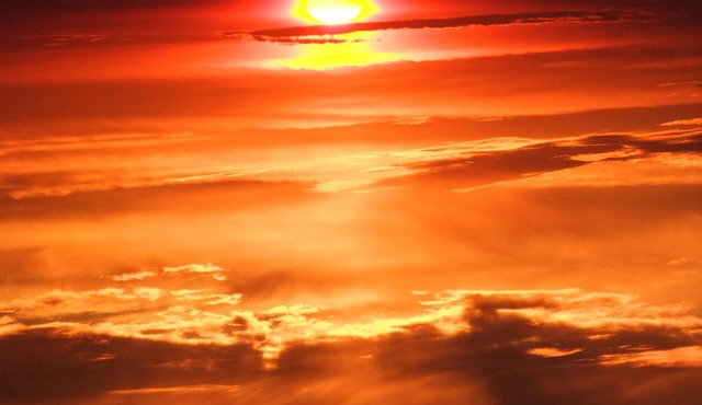 Oceanfront Sunrises, Soundside Sunsets, Dolphins & More from your deck