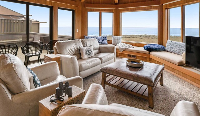 Oceanfront seaside home with balcony & sweeping ocean views